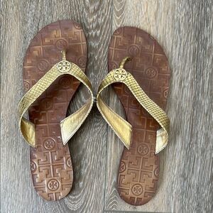 Tory Burch Metallic Gold Sandals with TB emblem in leather footbed. Size 11.